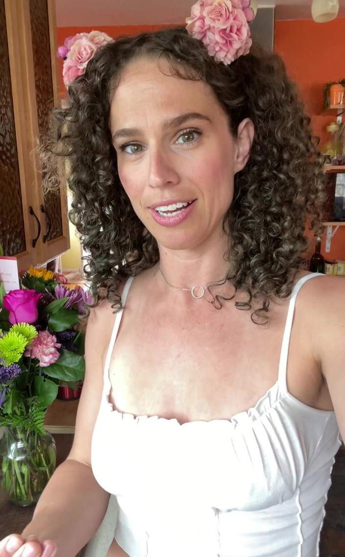 VibeWithMommy: Hei Manusia yang cantik! Saya ditanya semua apa yang seperti...