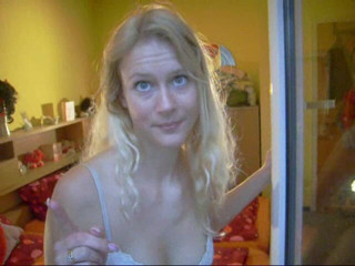 Blondehexe: The Construction Worker