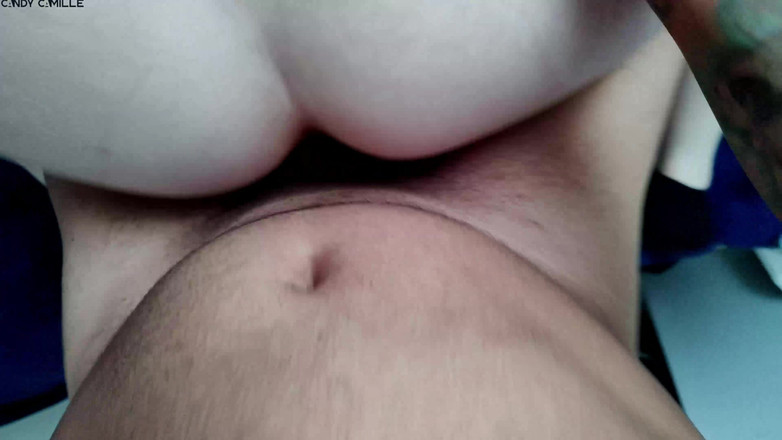 Candy Camille: Menikmati zakar besar