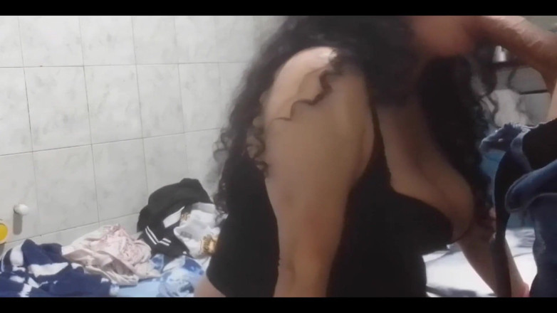 GBadBoyOfficial: A mãe do meu amigo viu meus vídeos pornôs e...