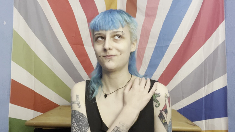 Alice Bean: Cuerpo oliendo fetiche q y un