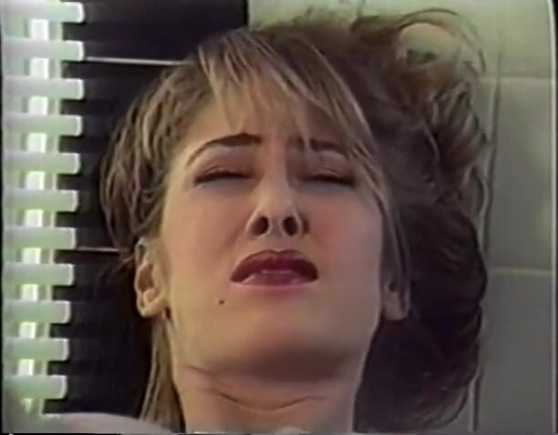 Old Good Porn: Blonde gets horny in the bathtub and masturbates solo