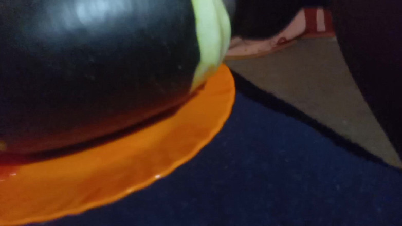 Rahul d: Neuken met watermeloen