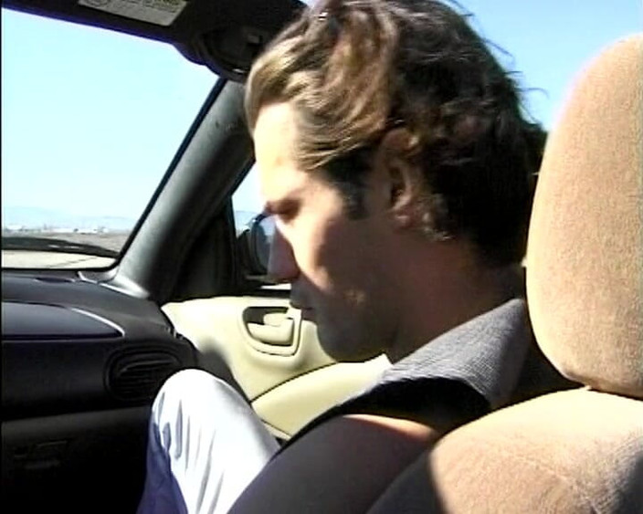 Deutsche Damen: Bionda tedesca super tettona che soddisfa il suo tizio vicino...