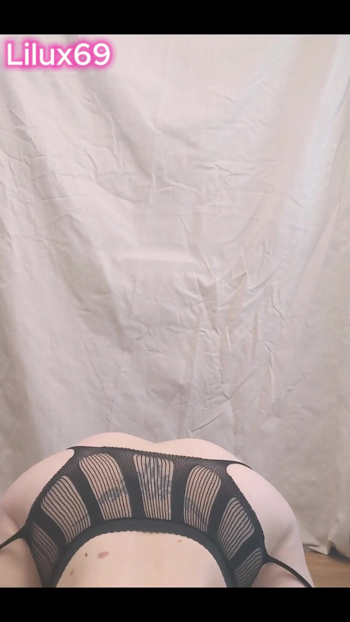 Lilux69: Saya Suka pakaian dalam hitam itu