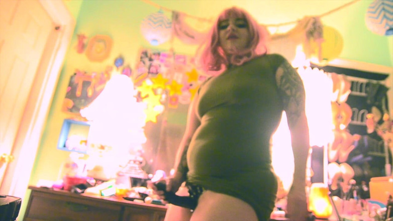 Freshie juice: Menunggu Sepanjang Hari Untuk Mengongkek Awak Di Pantat