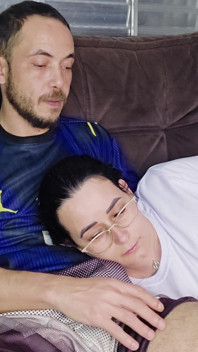 Stiefschwester Wird Von Ihrem Stiefbruder Beim Brasilien-spiel Verführt