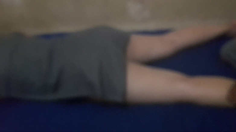 Angelina Pop: 美丽的女人下班后的色情按摩