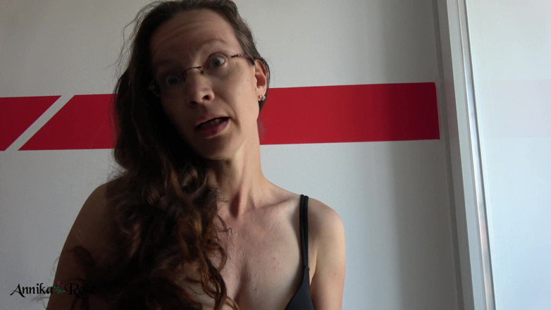 Annika Rose: Telephone banking slave!