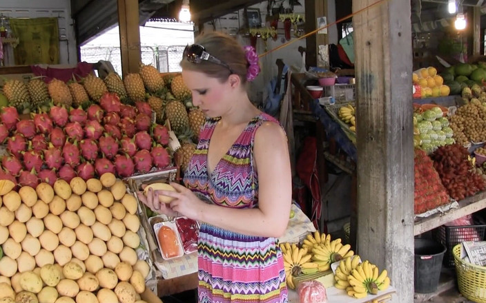 Casting66: Velká masturbace mango v Thajsku!