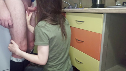 Sasha Green: Už mě nebavilo čekání a požádal jsem, aby vykourala souseda v...