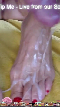 Sborro su dei piedi sega con i piedi - 641
