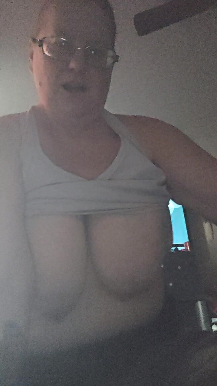 Misssunshinevip: Let Me Ride Papi.