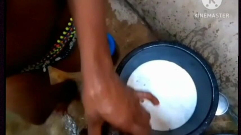 Pornsexlive: Eu sou seduzida depois de ver a nudez da minha...