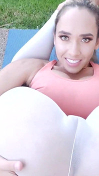 Briana Moon Is a Super Flexible Fun Fuck