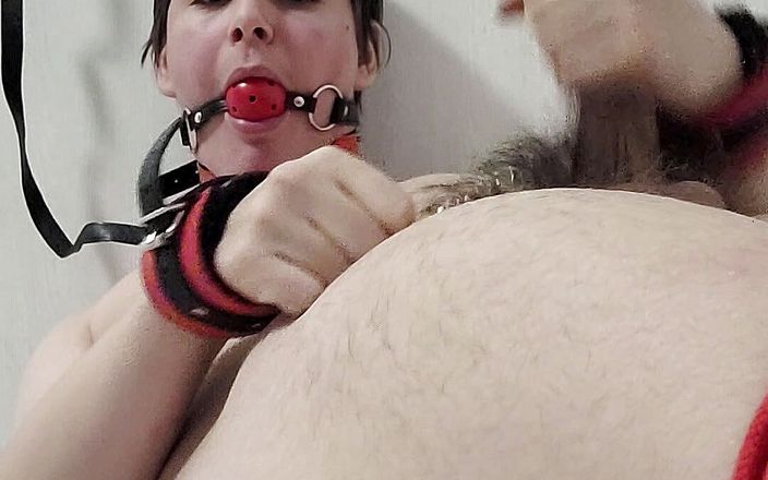 Dustins: Cumming tied up