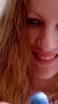 Sexy Video: Emy