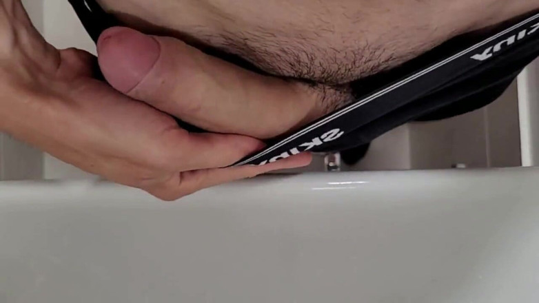 qaz11: Handjob on cam-319