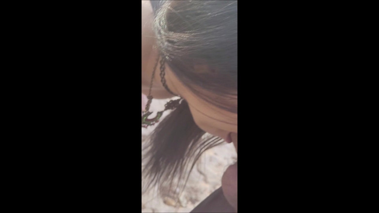 Strimermodel: Backland Cowgirl Strong Sneezing