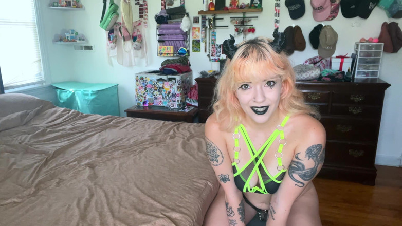 lilredvelvettt: Schalte sie frei