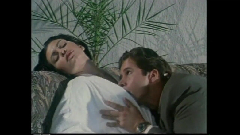 Vintage megastore: Красиві грудасті дружини відтрахані в дупу і кінчили в рот великими членами вдома (повний фільм)