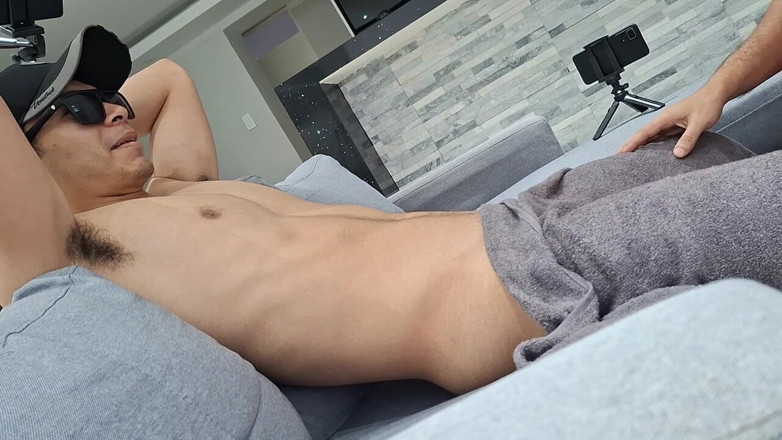 Bare skin man: Relaxing on the Sofa