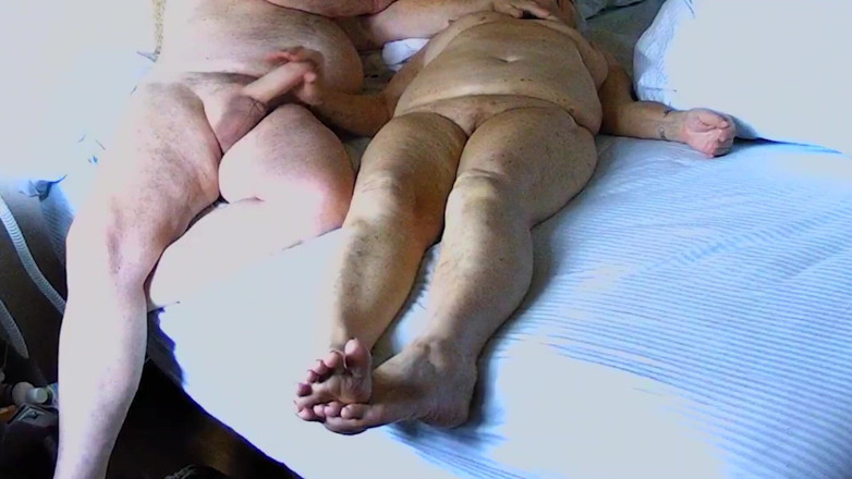 Aunt Ann: Homemade Mature Stepaunt Hand Job Gets Cum on Legs &amp; Feet...