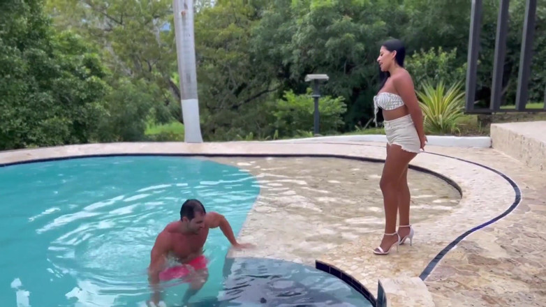 Duncan Saint: His GF Suprises Him with a Blindfold and a Threeway