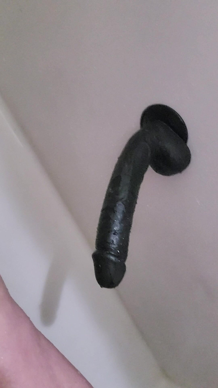 EliteLadyS: 紧熟女阴户无法接受大黑屌假阳具