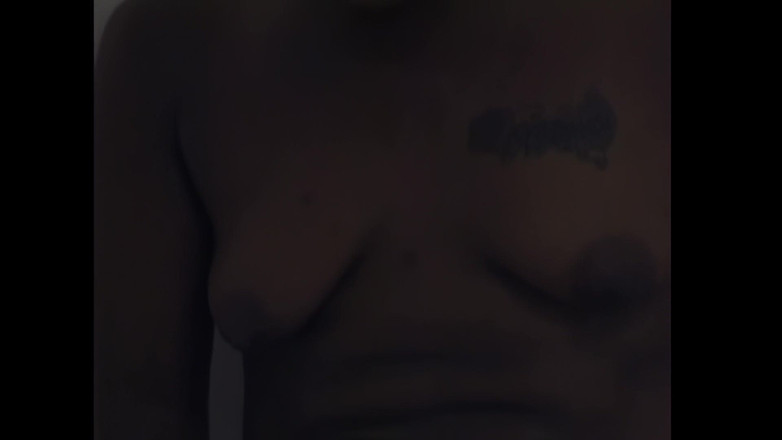 The BronX: 欲求不満の女がハードコアなセックスを懇願