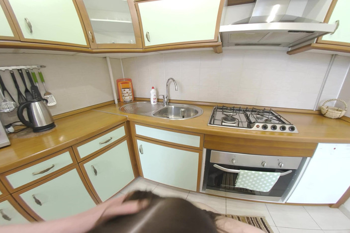 Suck Me VR: Alexa Mills montre à son amant comment elle se doigte la...