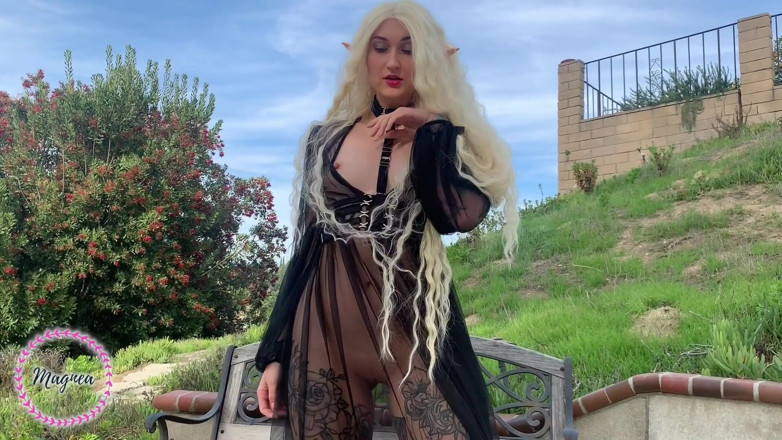 Magnea: Beautiful elf seduces you with her booty