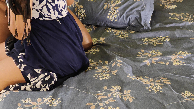 Hope Love: Îmi place să călăresc pula mare și neagră a fratelui meu...