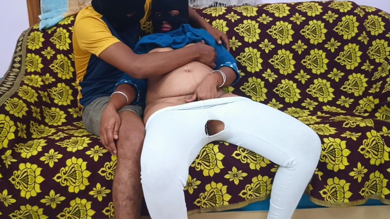 Tamilponnuj: Nevlastní sestra mé ženy a já