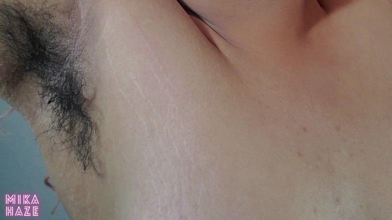 Mika Haze: Hairy armpit worship