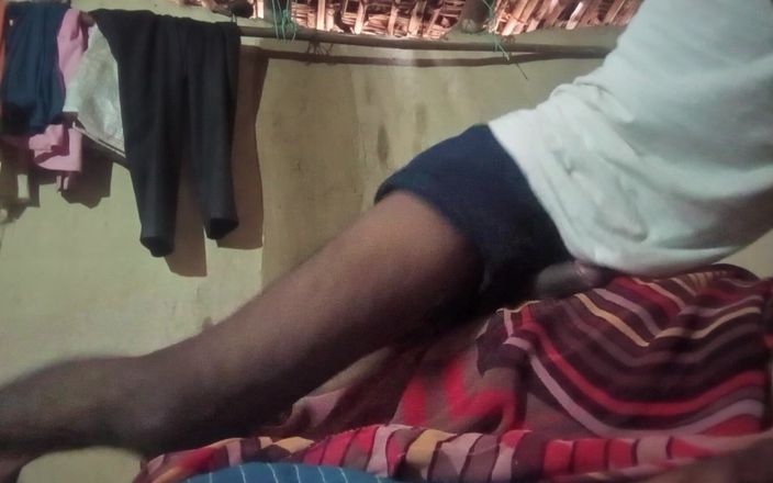 Indian Hijraji: Video rekaman seks tante seksi india dan cowok berondong