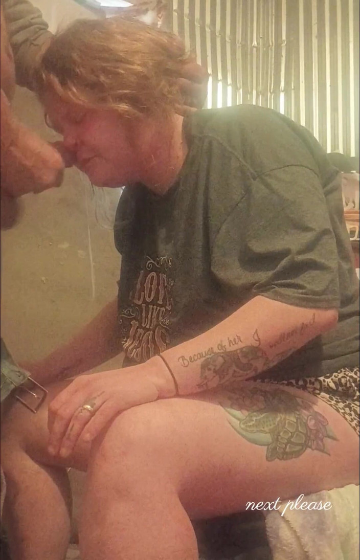 Skybay: Prueba De Garganta Follada Por Skyebay