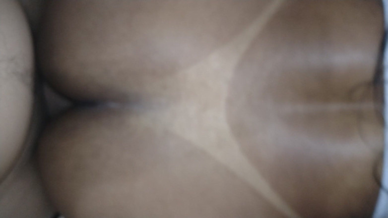 Jr and denies: Hon kommer på sin vän