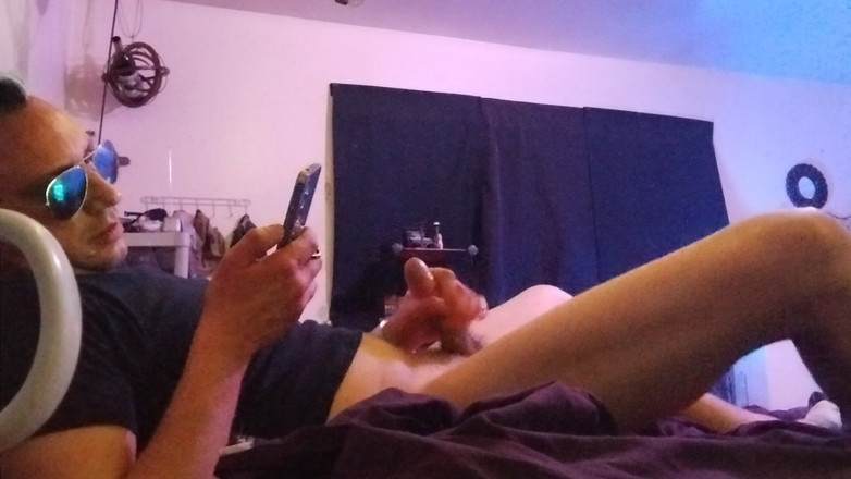 RoyToyBoi: Kawan dengan batang besar menghisap pancutan mani