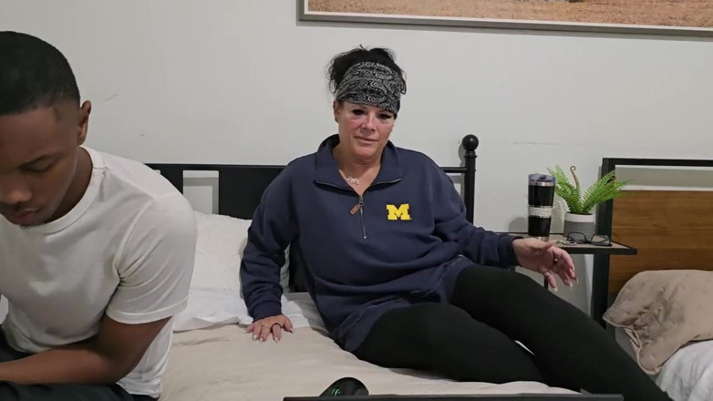 Cory Strokes: Hollee huntress cory strokes joystick kullanıyor