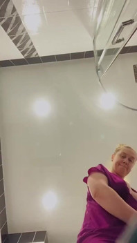 Vacuuming with Highheels