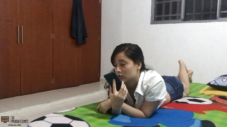 Emma vict: 最も美しくセクシーな隣人は、私がすべての精液兼顔を得るまで私のコックを非常によく吸います-スペイン語のポルノ