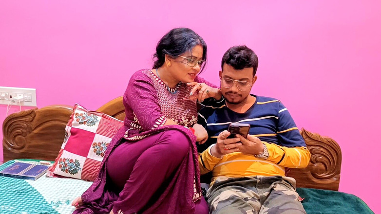 MrsEntertainer: Джеб у віці вчитель ko sara hua пизда трахає Karte Hain Koi студента, thokta hain apne великий пеніс...