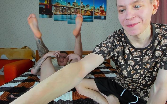 Morflot24: Задница Alex действительно хорошо растянута!