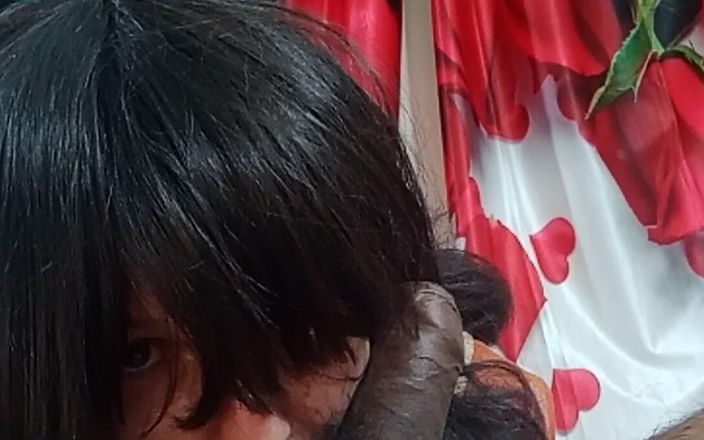 Bolly Karma: 巨乳の熟女継母は私を愛しています。