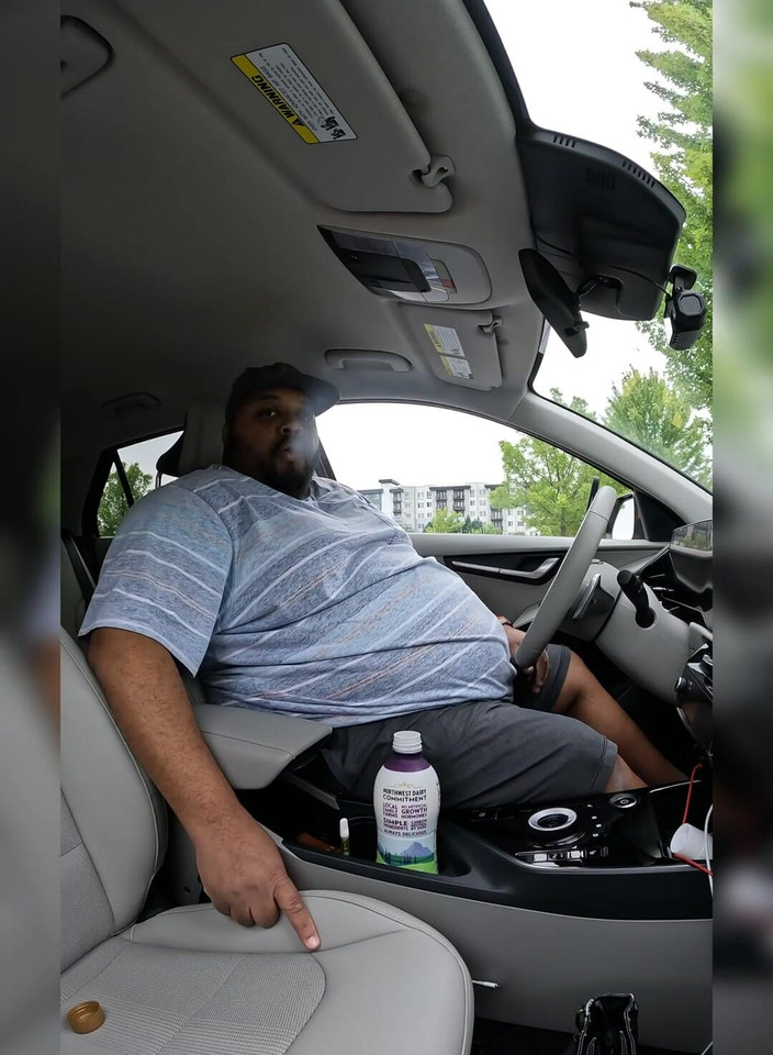 Blkhole420: 充电 W/ Chubs