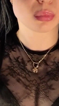 Wet Lips Massage Fetish