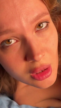Casual Night Sex. Pancutan mani berganda / seks maya