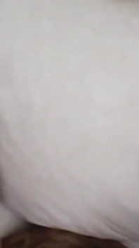 デカチンをいやらしい男にしゃぶられたニューハーフ