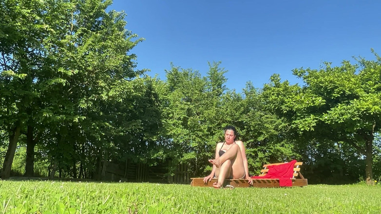Bergami Melissa: Feet Outdoors
